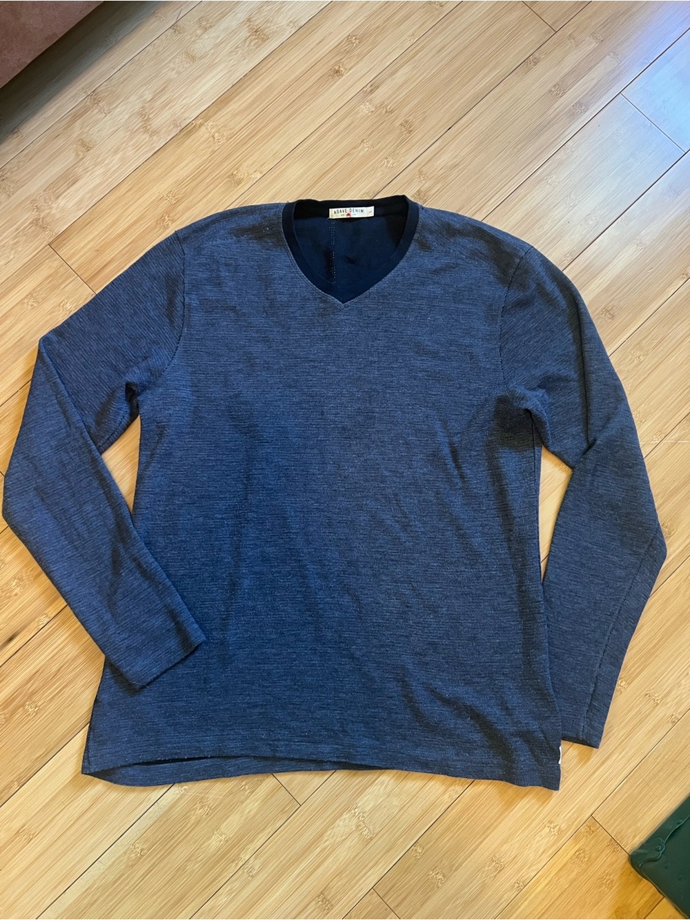 Agave Men's Long Sleeve V-Neck Sweater Size Large